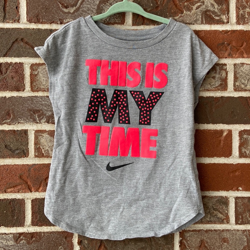 B1G2F 🚨 NIKE tee neon pink motivational girl power message